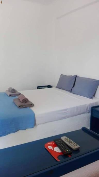 Lagada Beach Economy Hotel Adamantas  Exterior photo