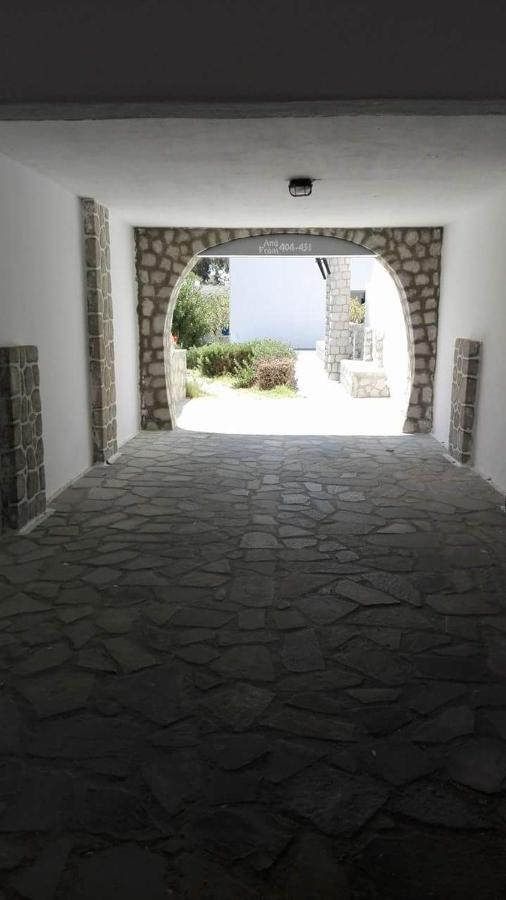 Lagada Beach Economy Hotel Adamantas  Exterior photo